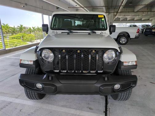 2021 Jeep Gladiator Overland