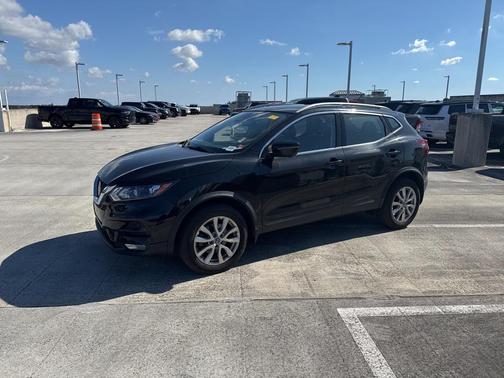 2021 Nissan Rogue Sport SV