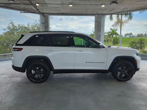 2025 Jeep Grand Cherokee Limited X