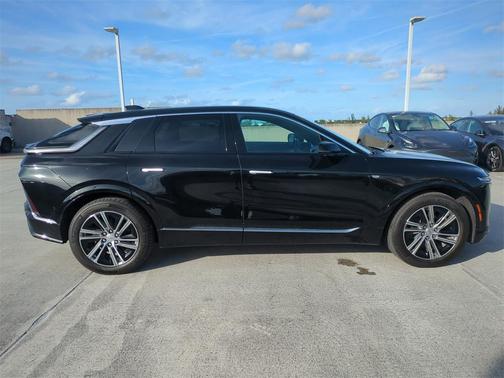 2024 Cadillac LYRIQ Luxury