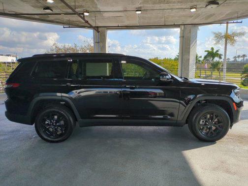 2025 Jeep Grand Cherokee L Altitude