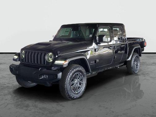 Black Clearcoat 2026 Jeep Gladiator Sport S