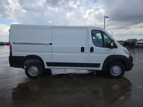 2026 RAM ProMaster 1500 Low Roof