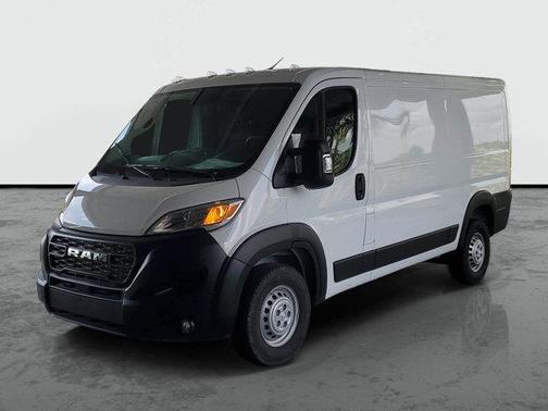 Bright White Clearcoat 2026 RAM ProMaster 1500 Low Roof