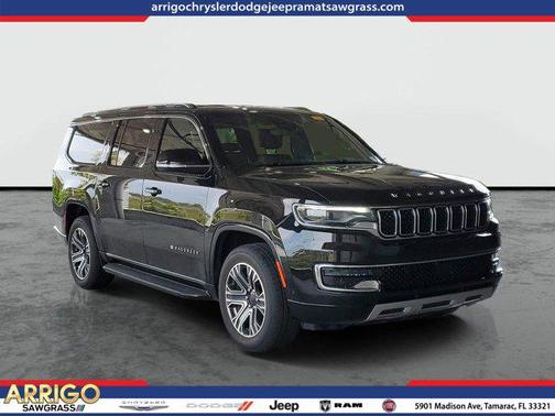 Diamond Black Crystal Pearlcoat 2024 Jeep Wagoneer L Series II