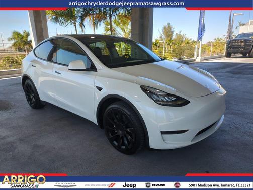 2023 Tesla Model Y Long Range Dual Motor All-Wheel Drive