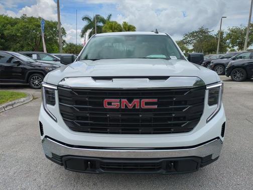 2025 GMC Sierra 1500 Pro