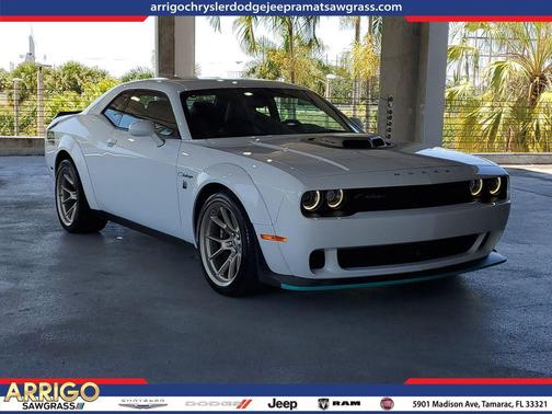 White Knuckle Clearcoat 2023 Dodge Challenger R/T Scat Pack Widebody