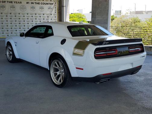 White Knuckle Clearcoat 2023 Dodge Challenger R/T Scat Pack Widebody