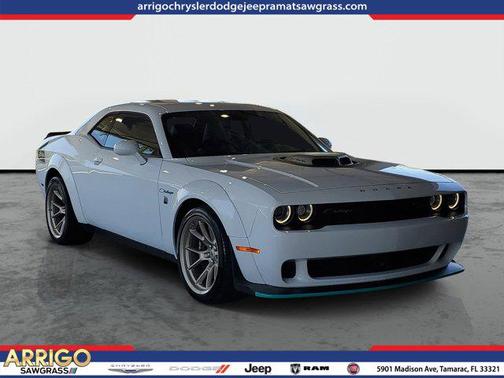 White Knuckle Clearcoat 2023 Dodge Challenger R/T Scat Pack Widebody