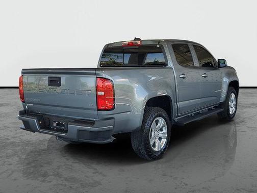 Satin Steel Metallic 2022 Chevrolet Colorado LT