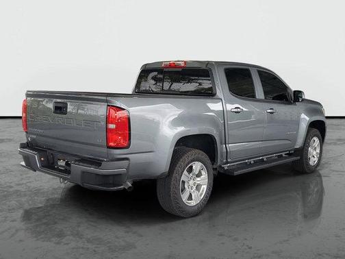 Satin Steel Metallic 2022 Chevrolet Colorado LT