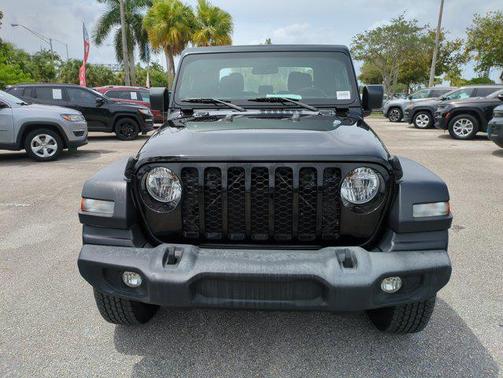 2020 Jeep Gladiator Sport
