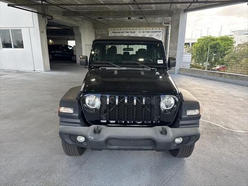 2020 Jeep Gladiator Sport