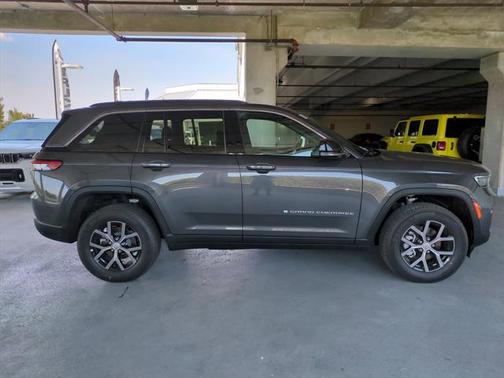 2025 Jeep Grand Cherokee Limited X