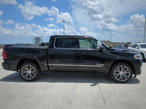 2025 RAM 1500 ST