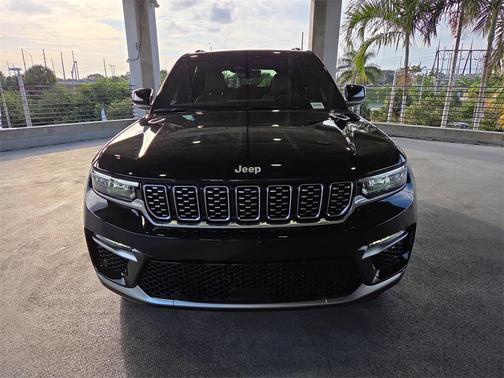 2025 Jeep Grand Cherokee Summit