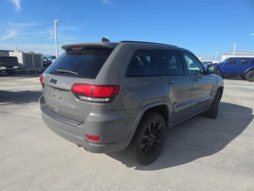 2019 Jeep Grand Cherokee Altitude
