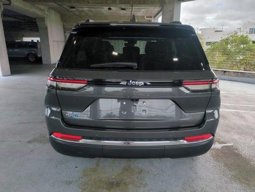 Baltic Gray Metallic Clearcoat 2024 Jeep Grand Cherokee 4xe Base