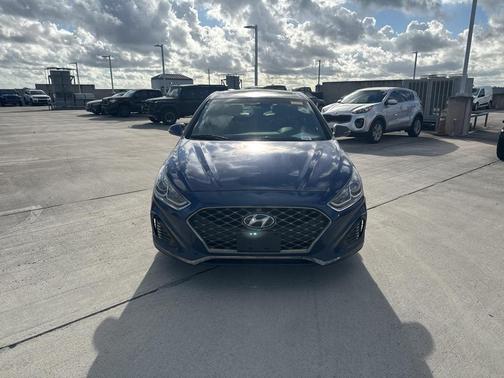 2018 Hyundai SONATA Sport