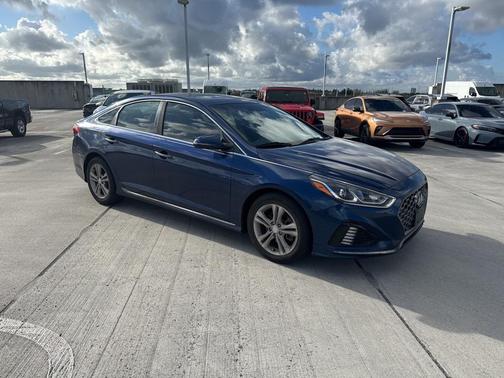 2018 Hyundai SONATA Sport