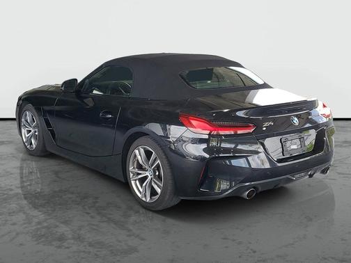 Black Sapphire Metallic 2025 BMW Z4 sDrive30i