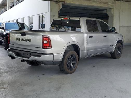 Billet Silver Metallic Clearcoat 2025 RAM 1500 Big Horn/Lone Star