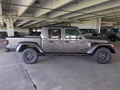 2025 Jeep Gladiator Sport S