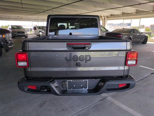 2025 Jeep Gladiator Sport S