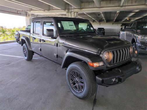 2025 Jeep Gladiator Sport S