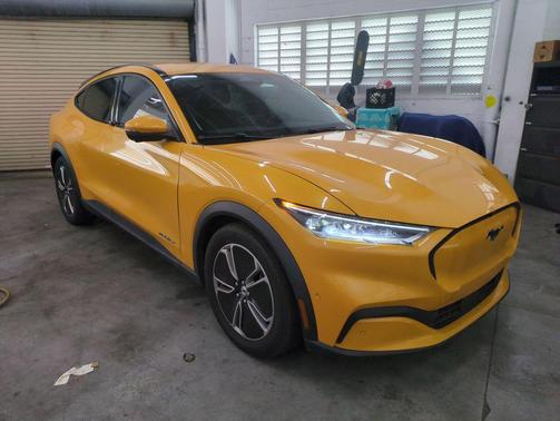 2022 Ford Mustang Mach-E Select