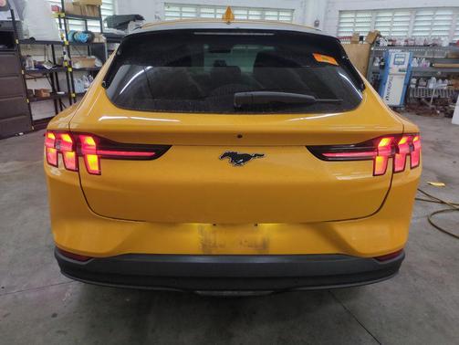 2022 Ford Mustang Mach-E Select