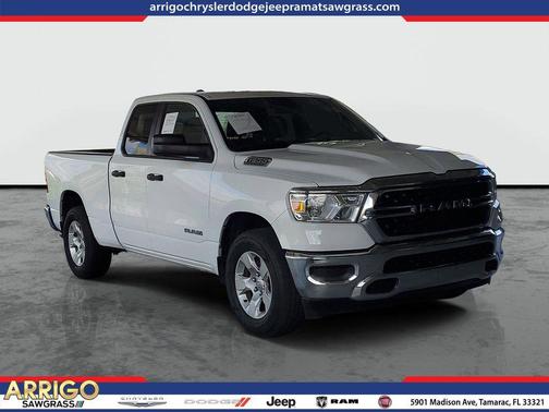 Bright White Clearcoat 2024 RAM 1500 Big Horn/Lone Star