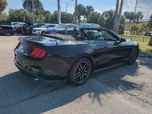 2023 Ford Mustang EcoBoost Premium