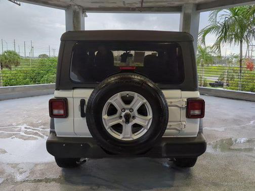 2022 Jeep Wrangler Sport S