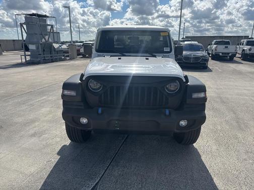 2022 Jeep Wrangler Sport S