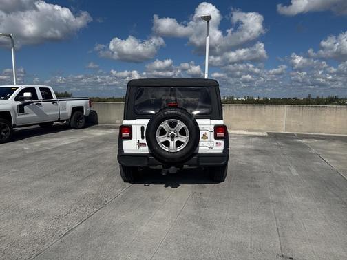 2022 Jeep Wrangler Sport S