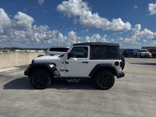 2022 Jeep Wrangler Sport S