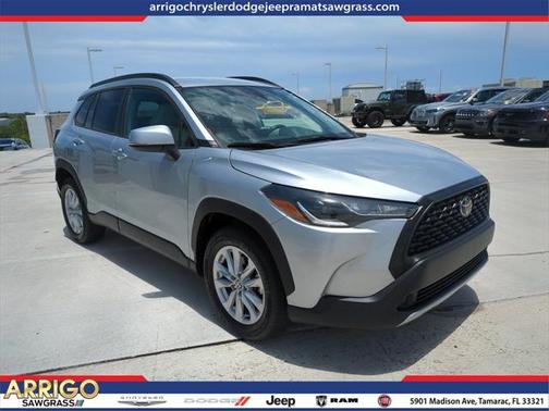 2022 Toyota Corolla Cross LE