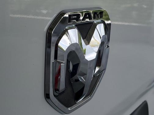 Bright White Clearcoat 2025 RAM ProMaster 2500 Tradesman
