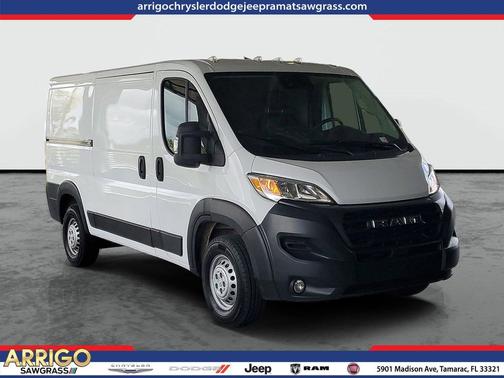 Bright White Clearcoat 2025 RAM ProMaster 2500 Tradesman