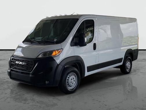Bright White Clearcoat 2025 RAM ProMaster 2500 Tradesman