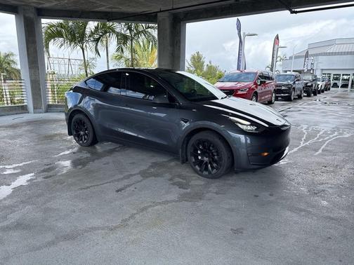 Gray 2022 Tesla Model Y Long Range Dual Motor All-Wheel Drive