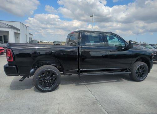 2026 RAM 2500 Black Express Crew Cab 4x4 6'4' Box