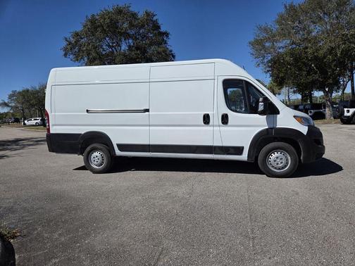 Bright White Clearcoat 2026 RAM ProMaster 3500 High Roof