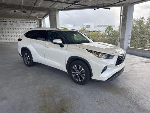 2020 Toyota Highlander XLE