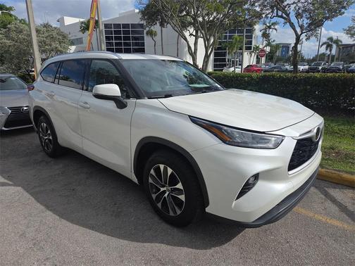 2020 Toyota Highlander XLE