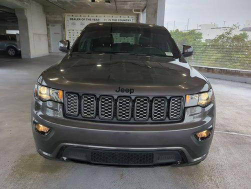 2021 Jeep Grand Cherokee Laredo