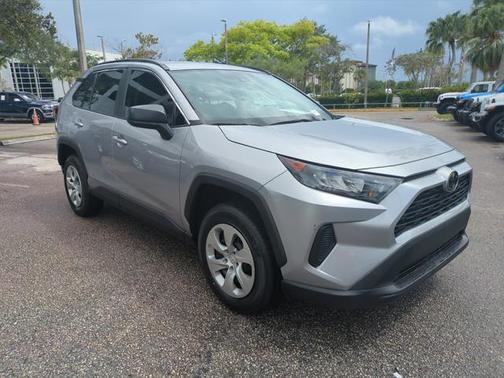 2021 Toyota RAV4 LE