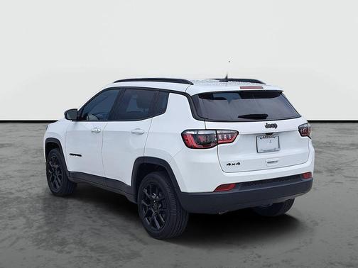 Bright White Clearcoat 2026 Jeep Compass Sport